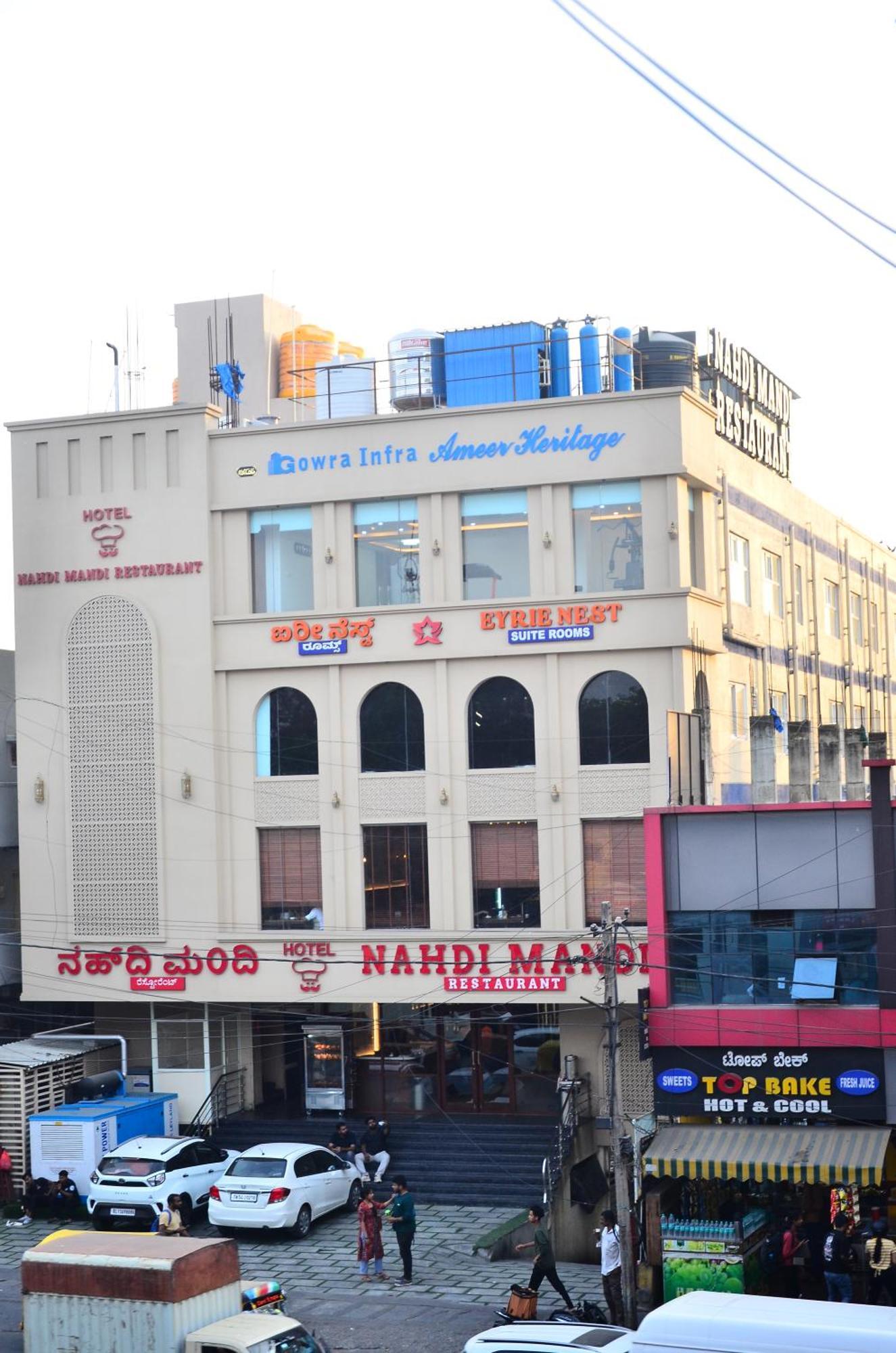 Hotel Eyrie Nest Bangalore Extérieur photo